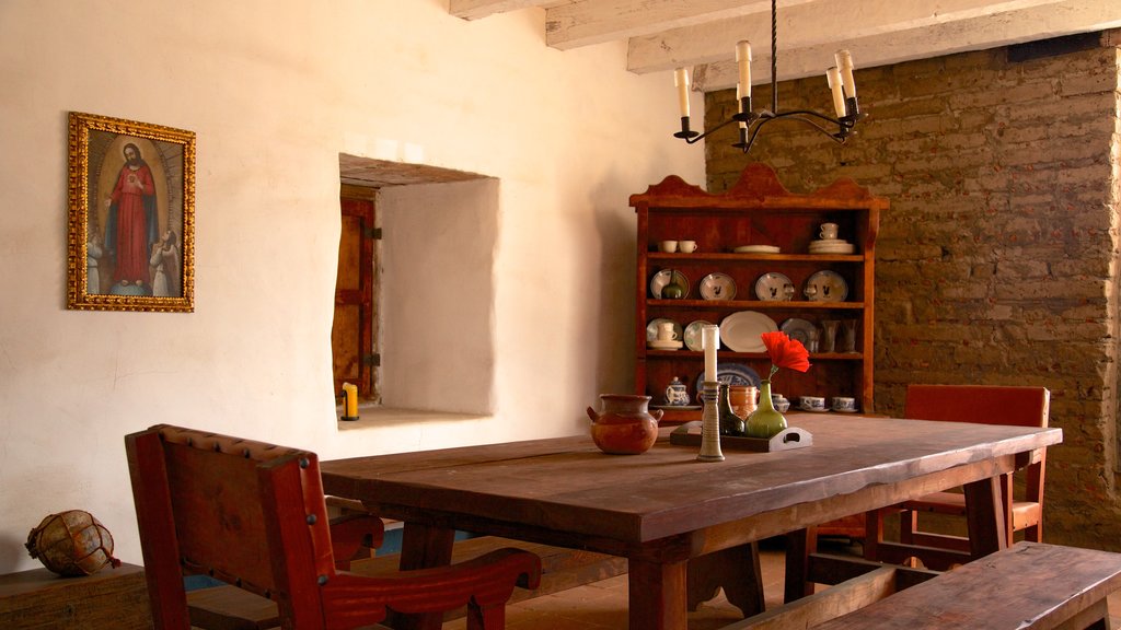 El Presidio de Santa Barbara State Historic Park showing heritage elements, interior views and art