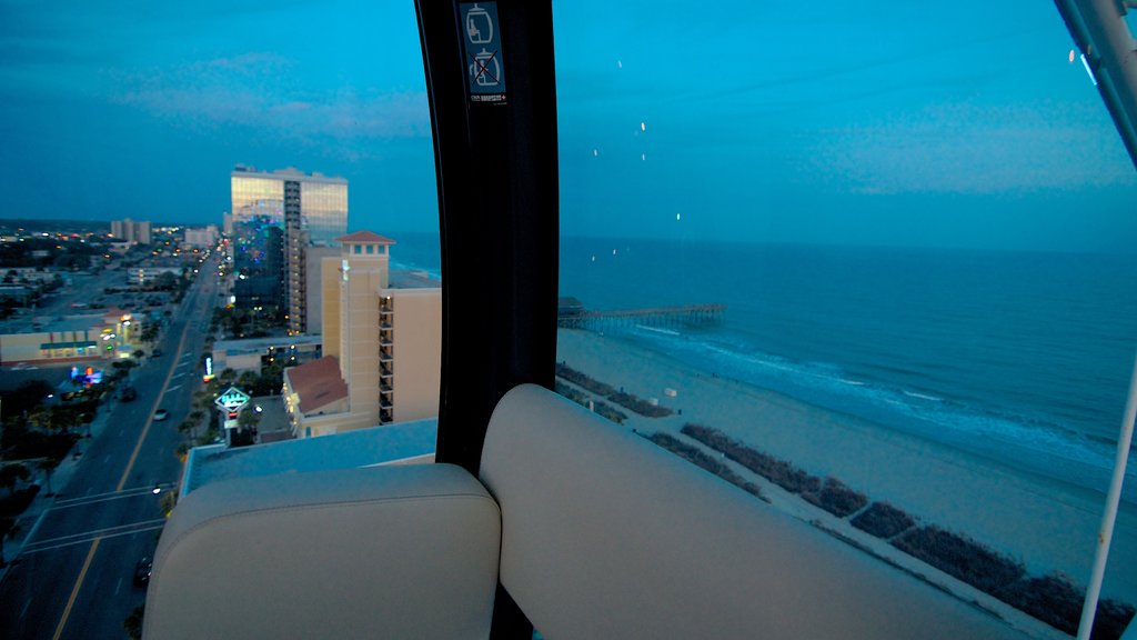 SkyWheel Myrtle Beach mostrando vistas generales de la costa, escenas nocturnas y escenas urbanas