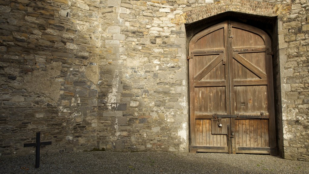 Museo histórico Kilmainham Gaol que incluye patrimonio de arquitectura