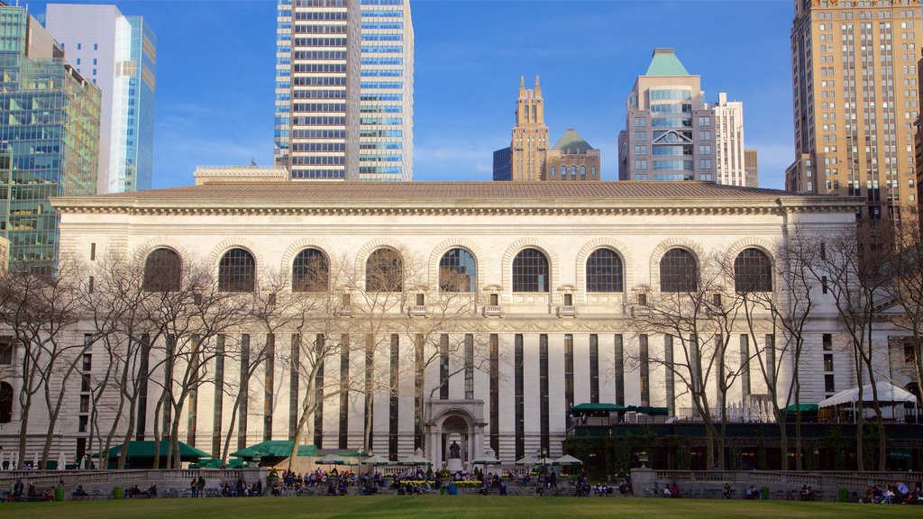 Bryant Park which includes a city, heritage elements and a garden