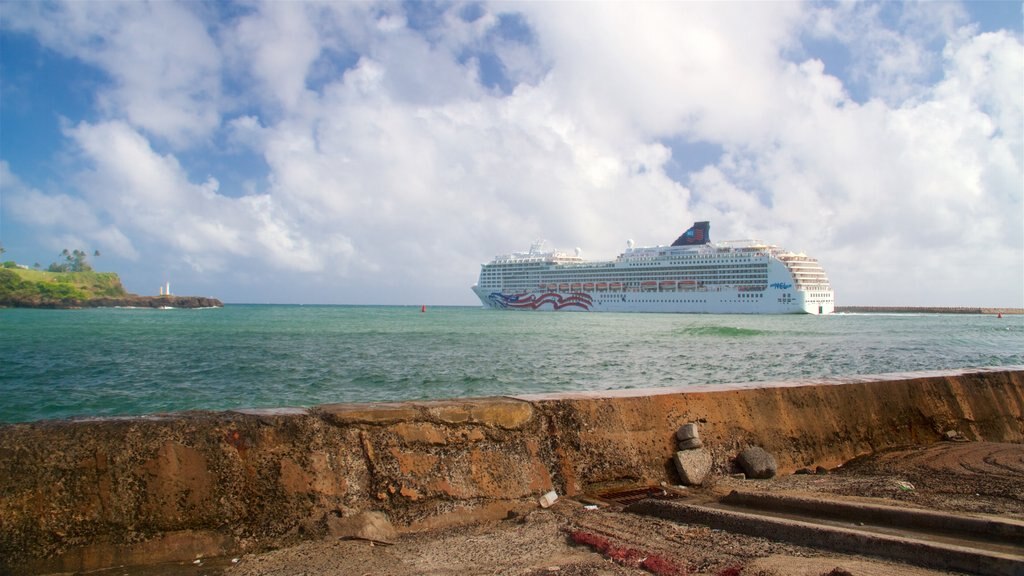 Lihue which includes cruising and general coastal views