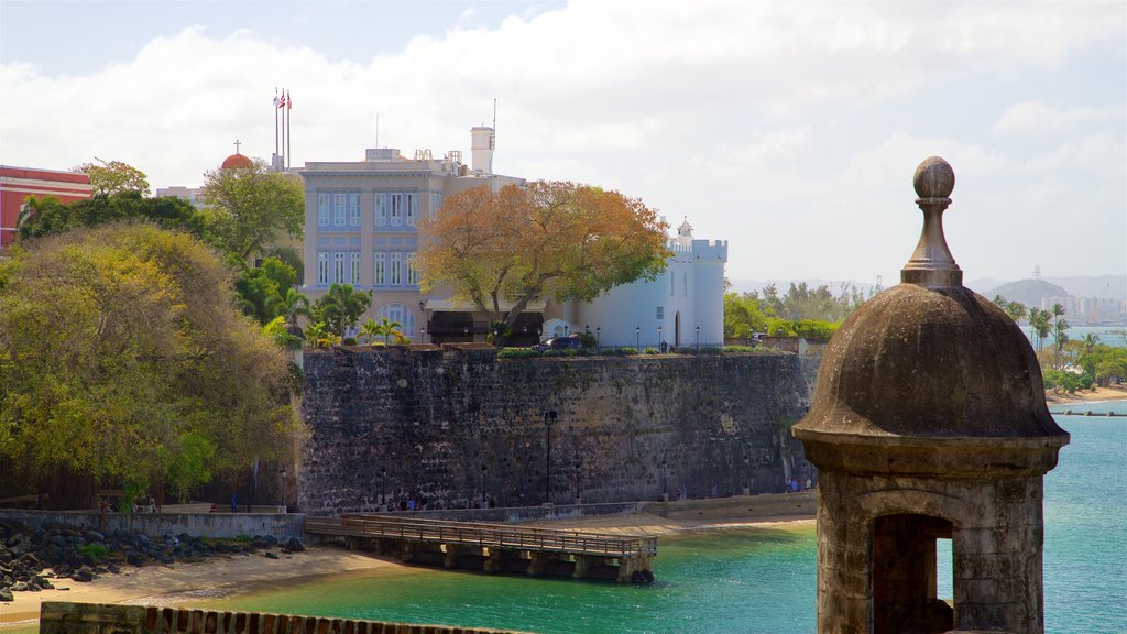 วังผู้ปกครองนคร La Fortaleza - Palacio de Santa Catalina