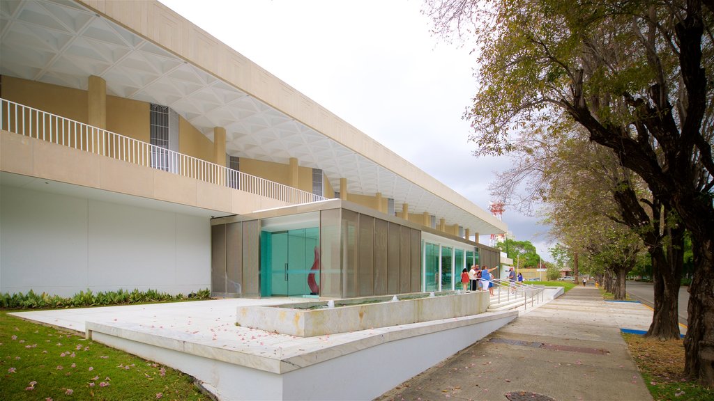 พิพิธภัณฑ์ศิลปะ Museo de Arte de Ponce