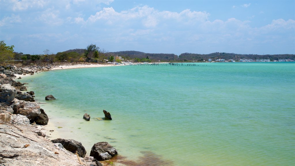 Praia de Siho que inclui cenas tropicais e paisagens litorâneas