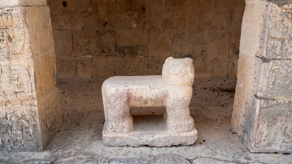 Templo del Barbado & Templo de los Jaguares y Escudos que incluye elementos patrimoniales