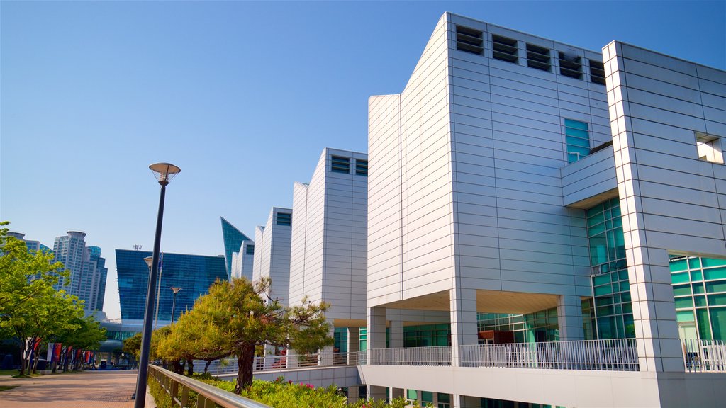 Busan Museum of Art featuring a city and a garden