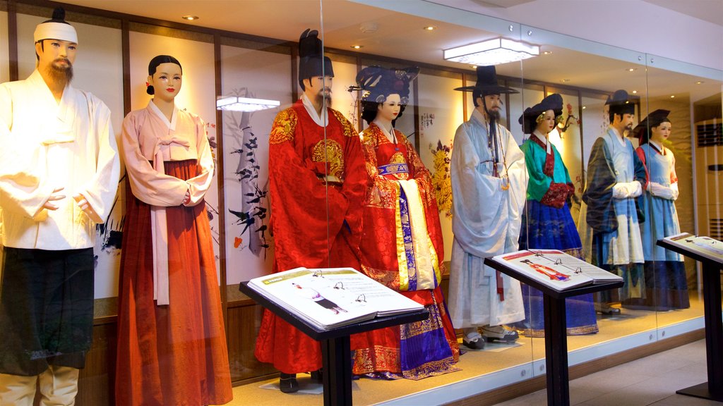 釜山博物館 表示 屋内の眺め