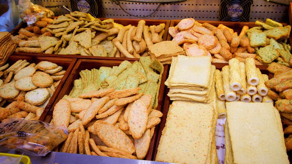 Gukje Market showing markets and food