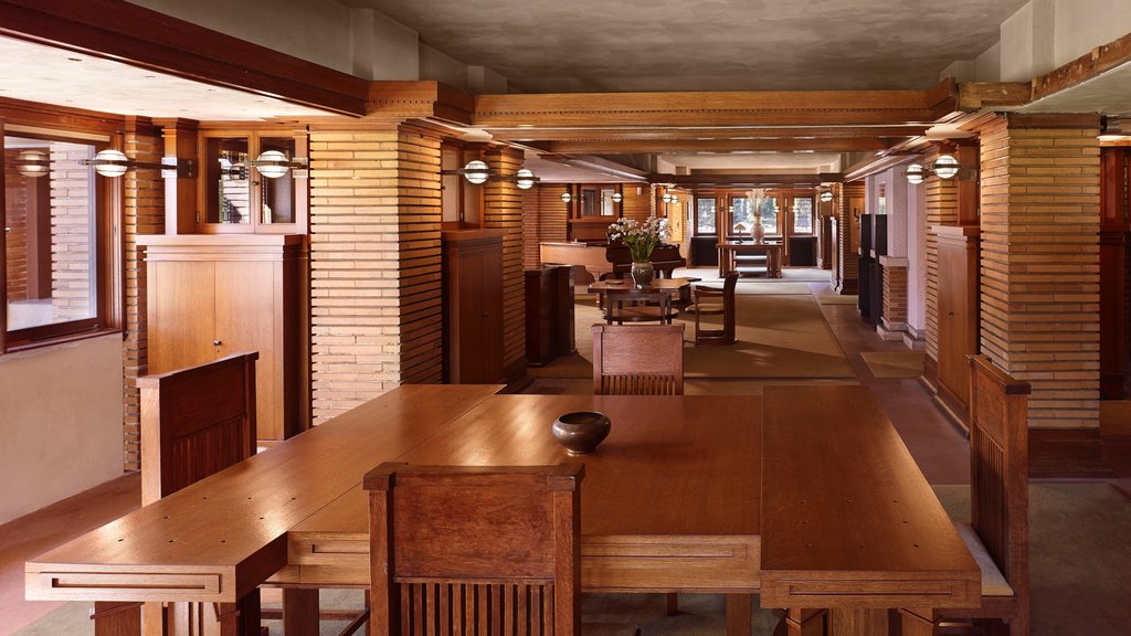 Frank Lloyd Wright\'s Darwin D. Martin House que incluye vista interna y una casa