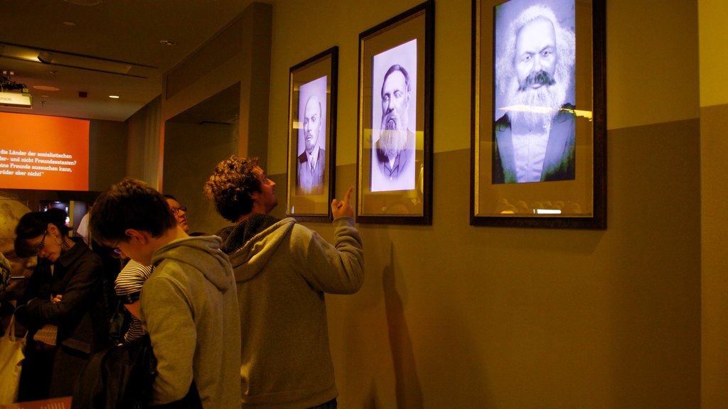 DDR-museet fasiliteter samt innendørs