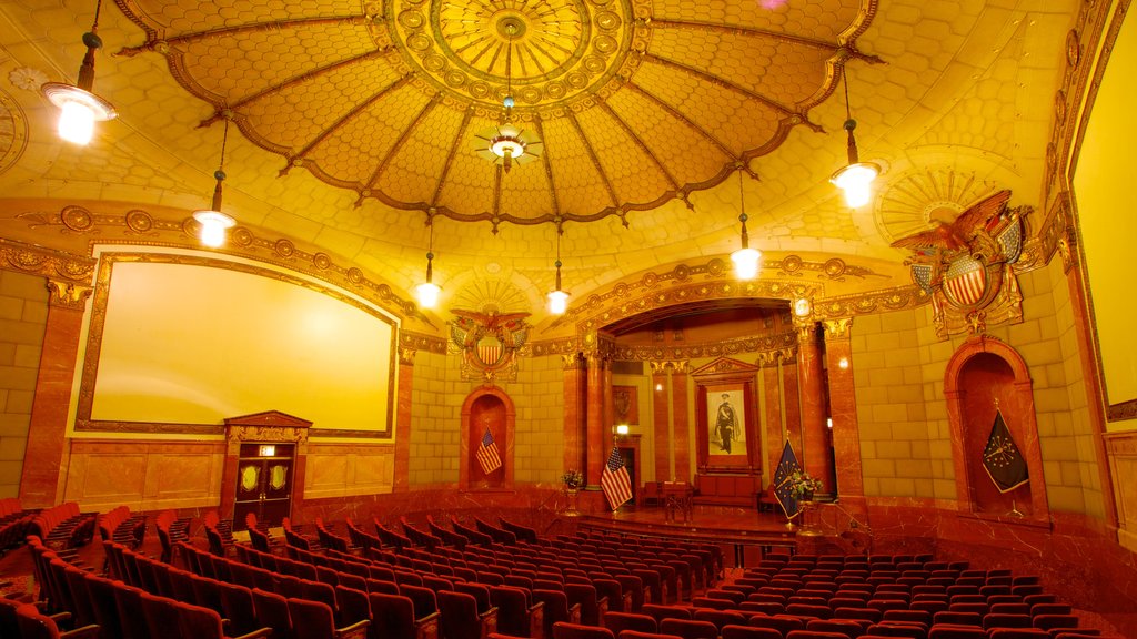 Indianapolis featuring theatre scenes and interior views