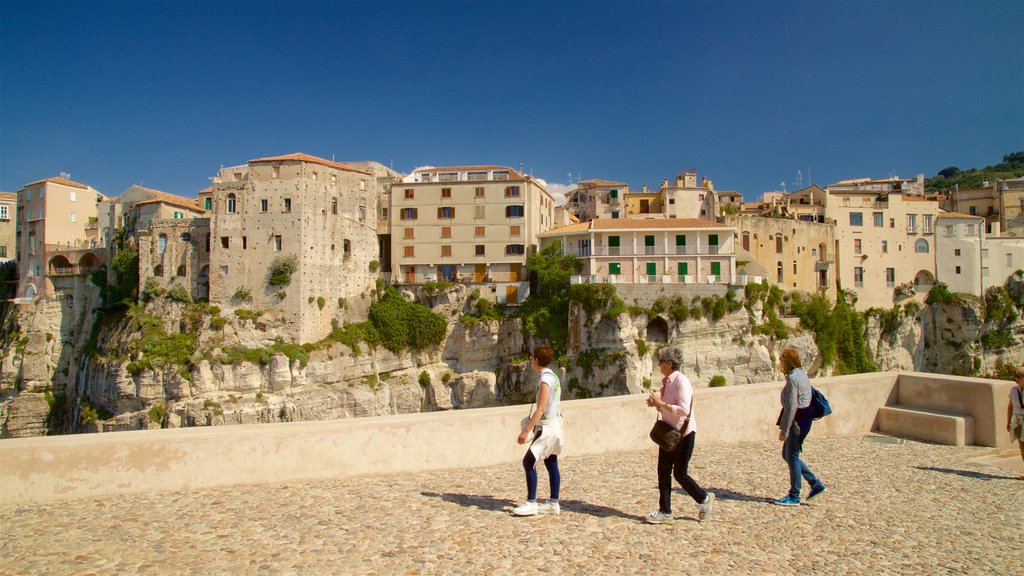 Chiesa e Convento di Santa Maria dell\'Isola