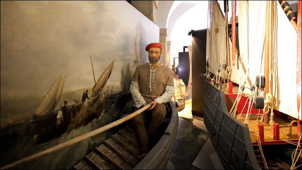 Lisboa Story Centre showing interior views and art