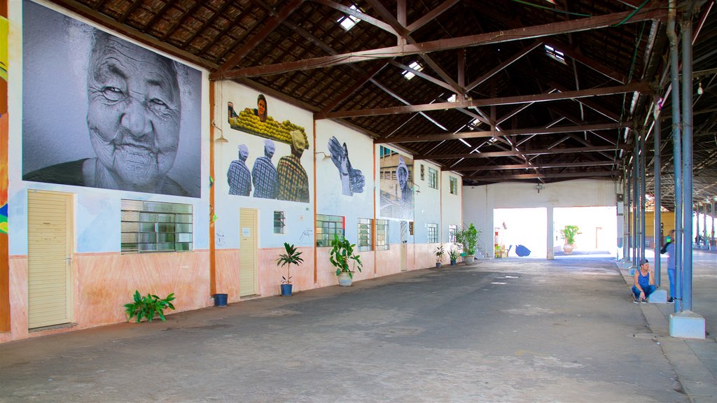 Estação Cultura ofreciendo arte al aire libre