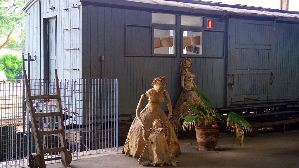 Estação Cultura ofreciendo arte al aire libre