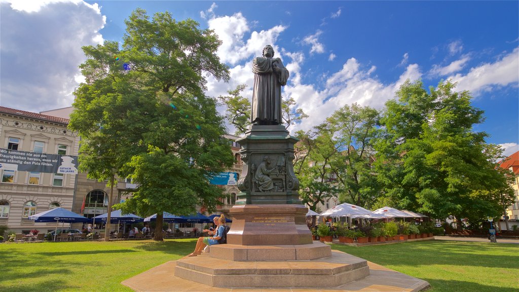 Nikolai Church Eisenach showing a park and a statue or sculpture