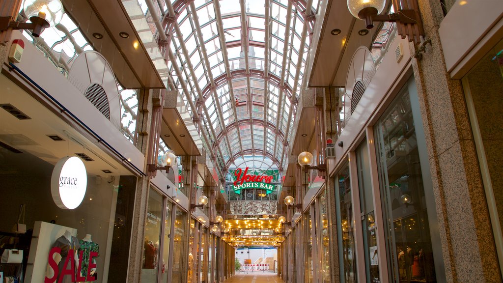 Eltville am Rhein showing interior views and shopping