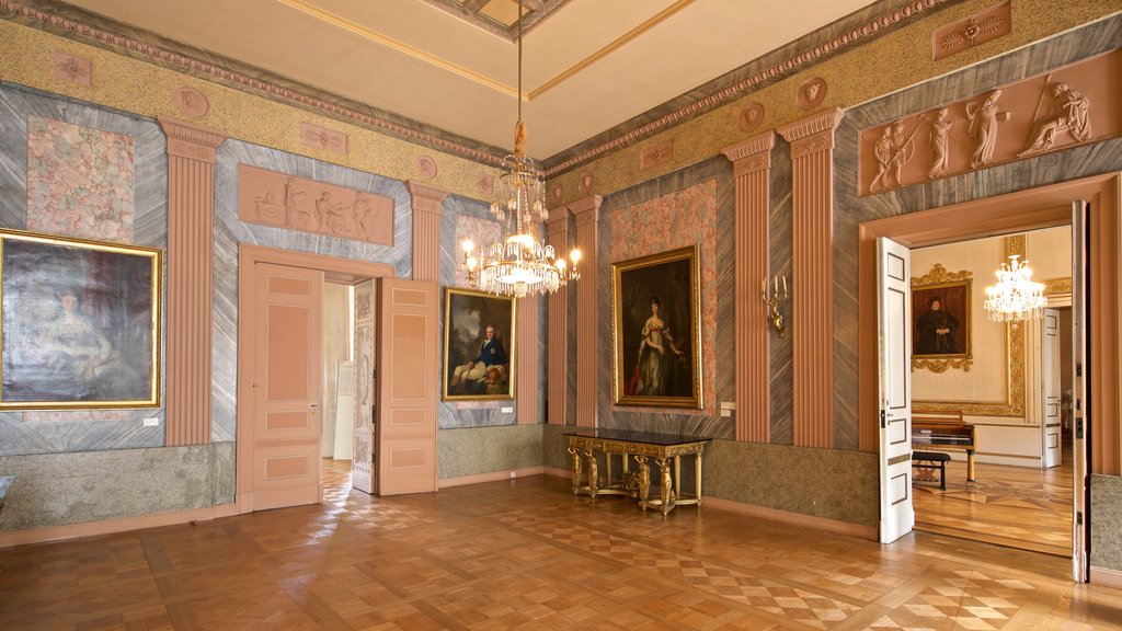 Schlossmuseum showing heritage elements, interior views and art