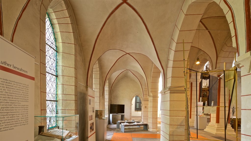 Market Church showing a church or cathedral, interior views and heritage elements