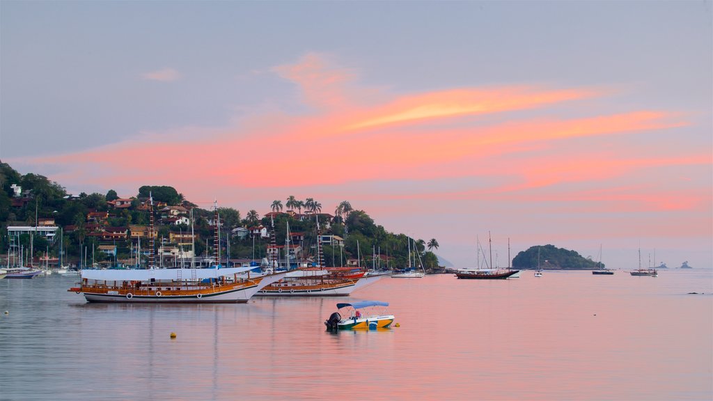 Angra dos Reis showing a sunset and a bay or harbour