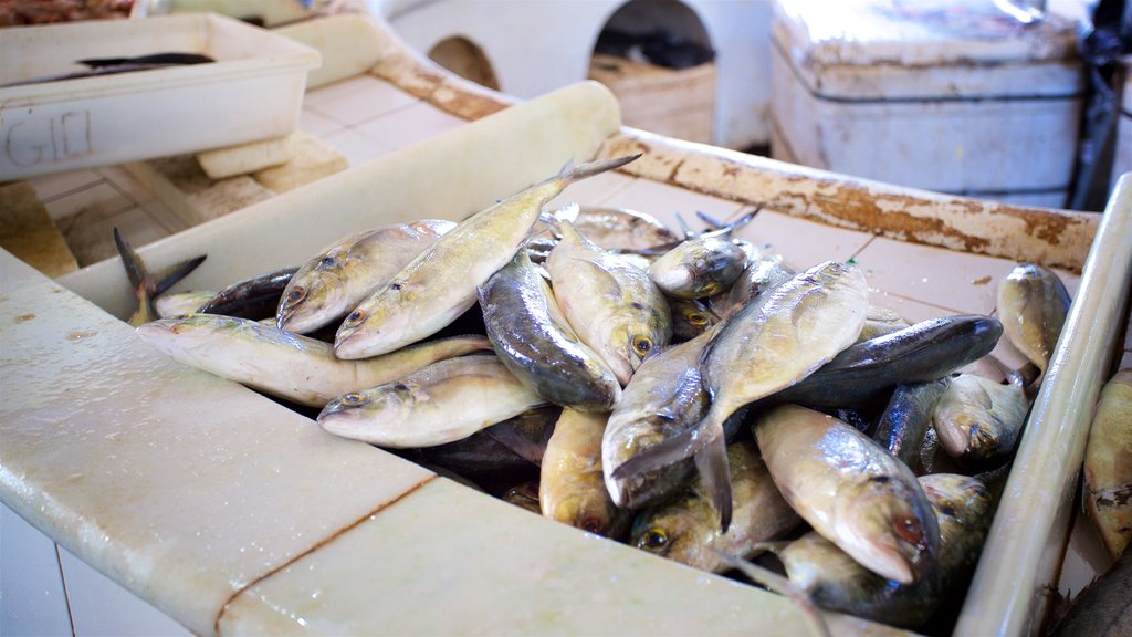 Mercado de Peixe caracterizando comida e mercados