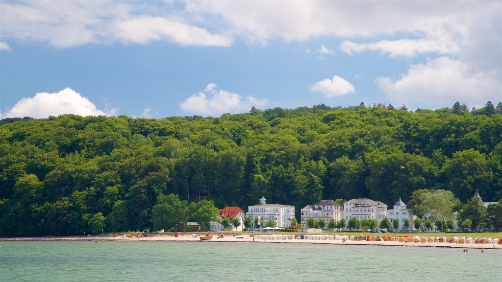 Binzer Strand toont algemene kustgezichten