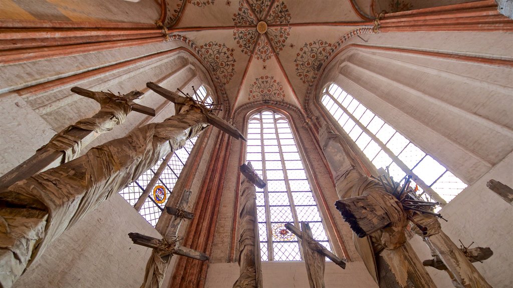 Marienkirche showing religious aspects, heritage elements and interior views