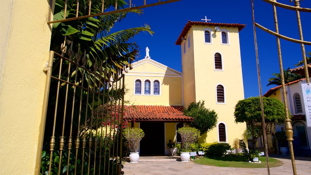 Chapelle de notre dame de Desatanudos montrant une maison