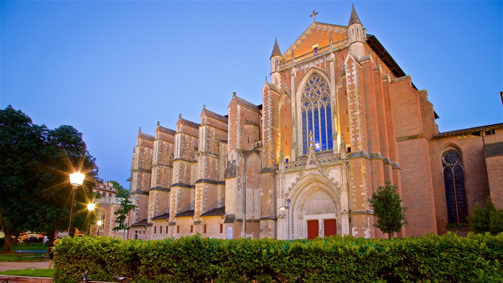 Saint Etienne Cathedrale which includes night scenes, a church or cathedral and heritage architecture