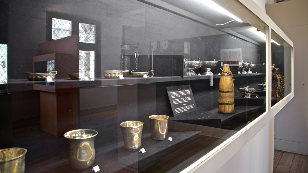 Burgundy Wine Museum featuring interior views