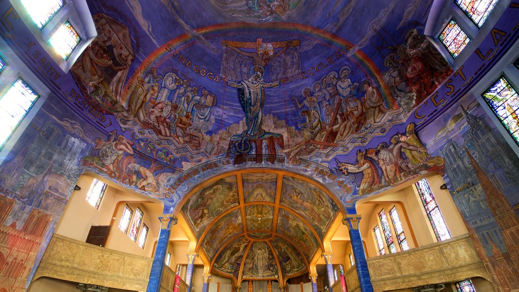 Église St-Blaise que incluye vista interna, elementos patrimoniales y arte