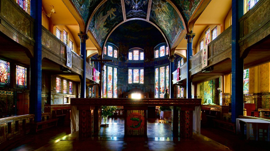 Église St-Blaise featuring heritage elements, interior views and a church or cathedral