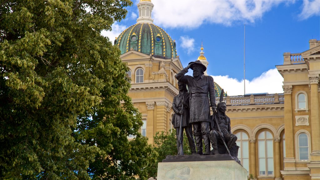 Iowa statsforsamling fasiliteter samt statue eller skulptur