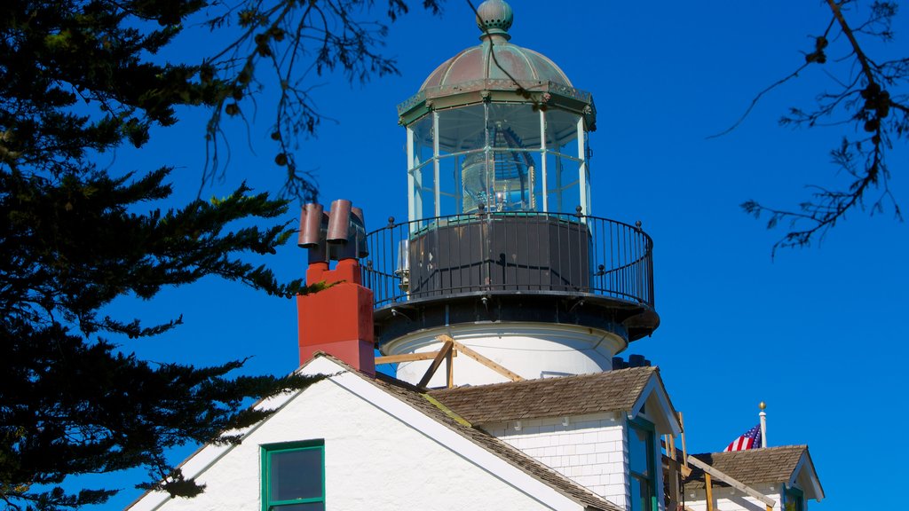 Point Pinos Lighthouse showing a lighthouse