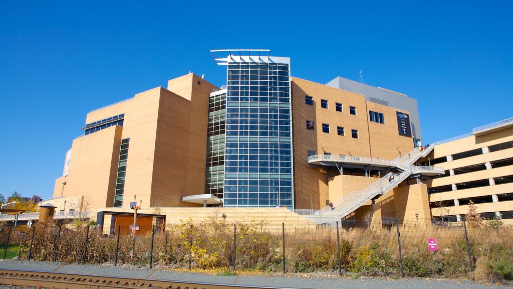 Museu da Ciência do Minnesota mostrando uma cidade