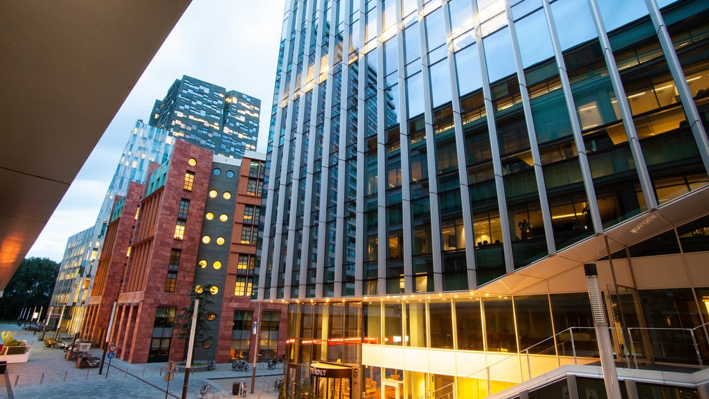 World Trade Center showing a city, modern architecture and a skyscraper