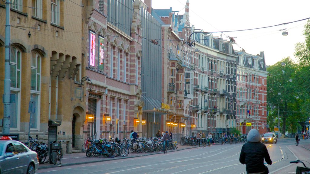 Leidseplein which includes heritage architecture, a city and street scenes