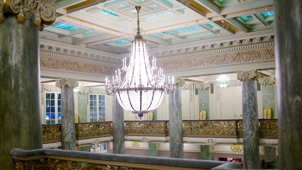 Joseph Smith Memorial Building featuring a memorial and interior views