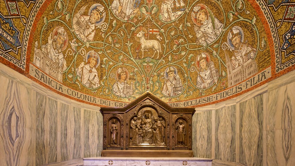 Abadia de Nossa Senhora do Monte Sião mostrando elementos de patrimônio, elementos religiosos e vistas internas