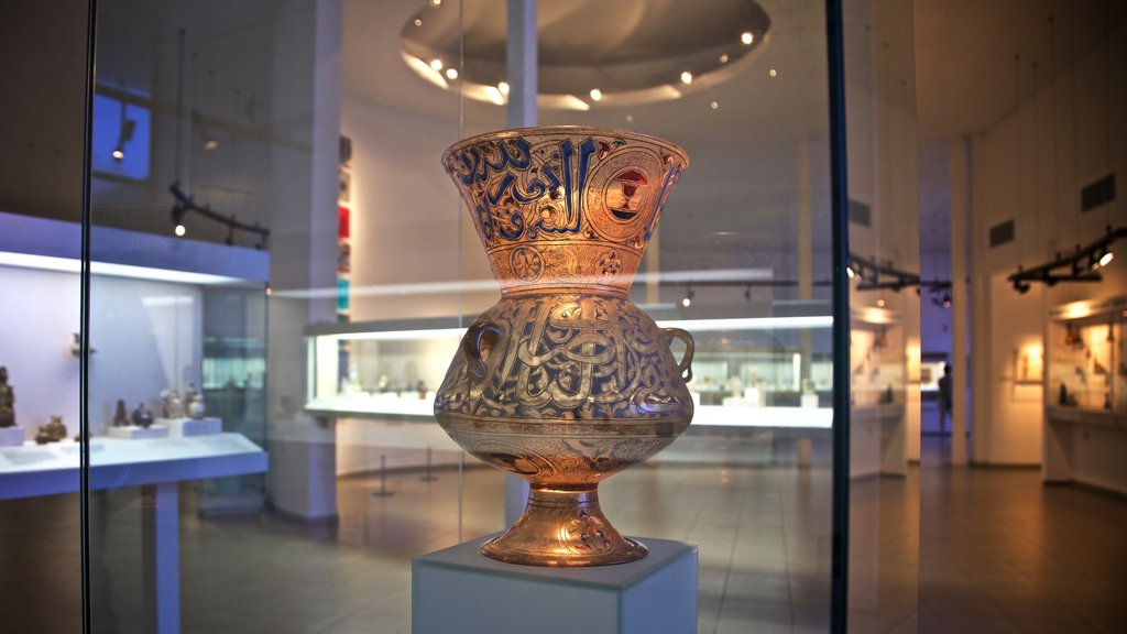 Eretz Israel Museum showing interior views