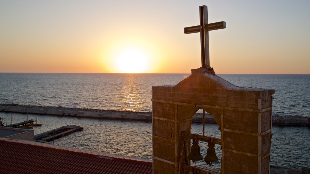 Jaffa Port showing a sunset, heritage elements and religious aspects