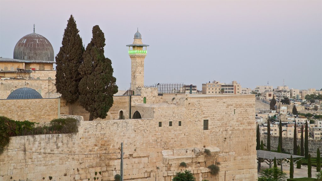 Al-Aqsa Mosque which includes a city, landscape views and heritage elements