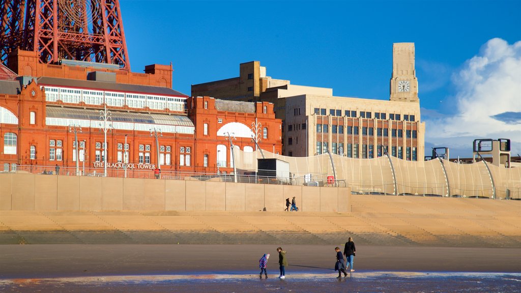 Playa de Blackpool y también una familia