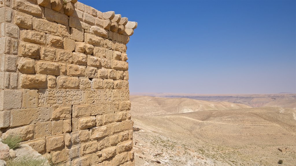 Shobak Castle featuring landscape views, desert views and heritage elements