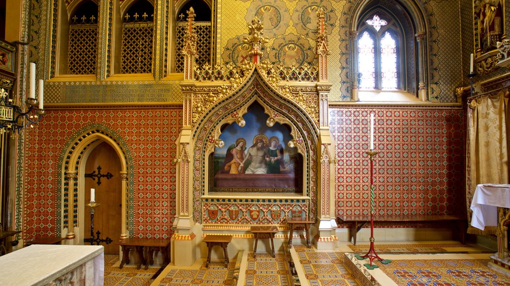 St Giles Catholic Church showing heritage elements, a church or cathedral and religious aspects