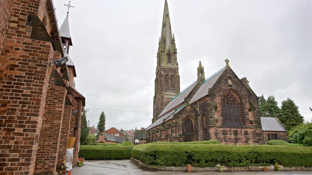 St Giles Catholic Church som viser historiske bygningsværker og en kirke eller en katedral