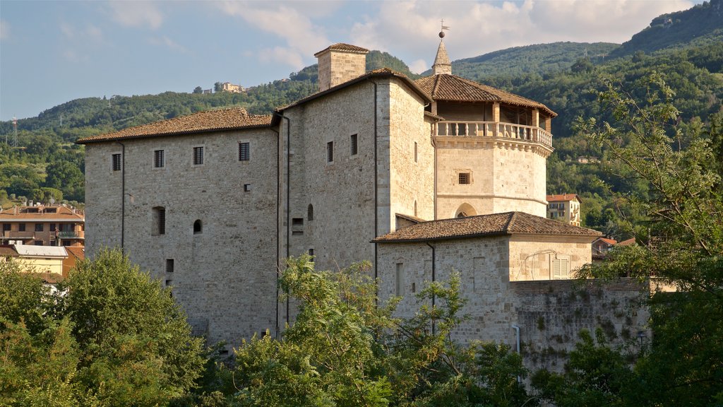 Forte Malatesta showing heritage elements and landscape views