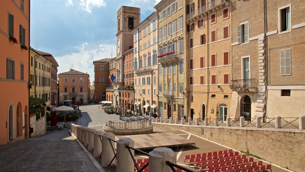 Piazza del Plebiscito