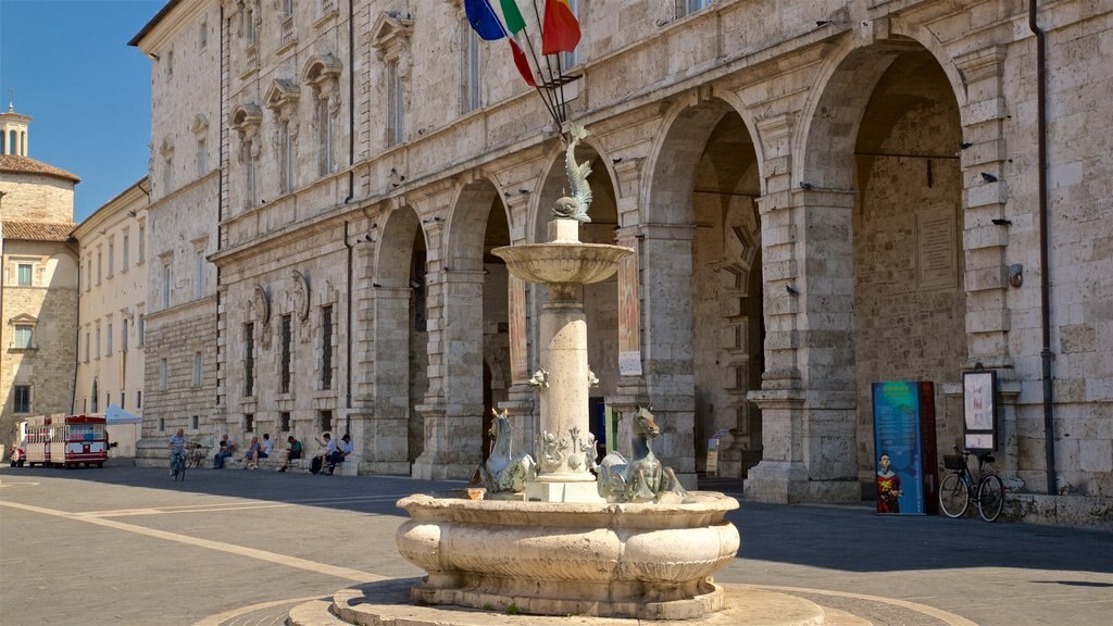 Pinacoteca Civica mostrando elementos del patrimonio y una fuente