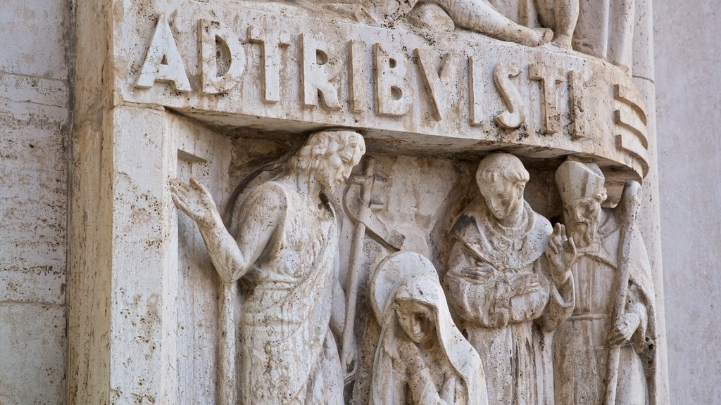 Basilica di Santa Rita caracterizando aspectos religiosos e elementos de patrimônio